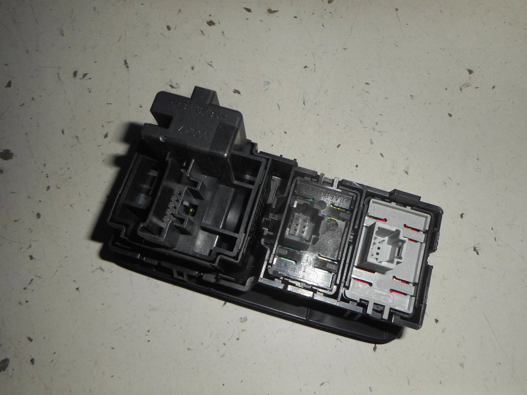 Interruttore blocco comando luci